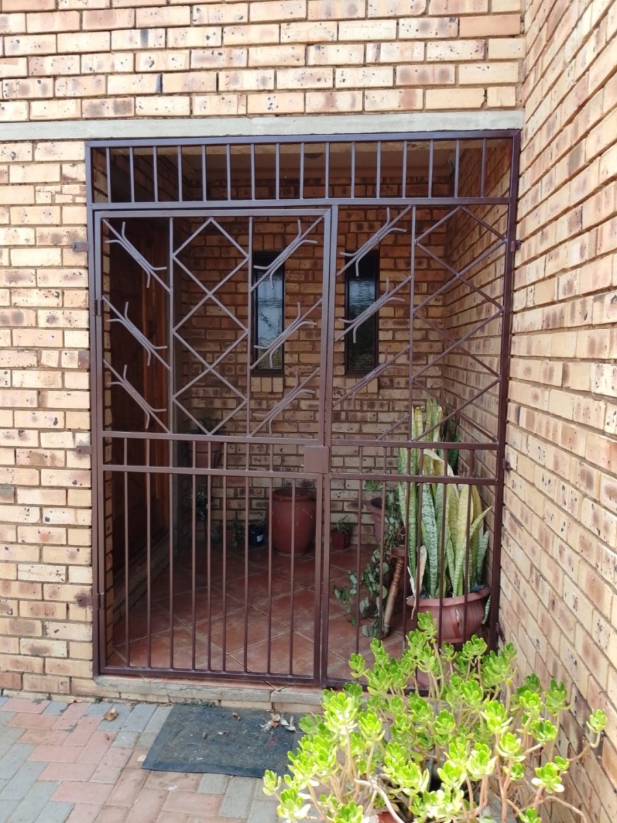 3 Bedroom Property for Sale in Alabama North West